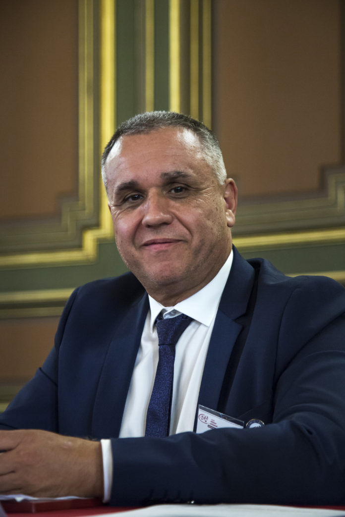 Yannick Mazette 08112021