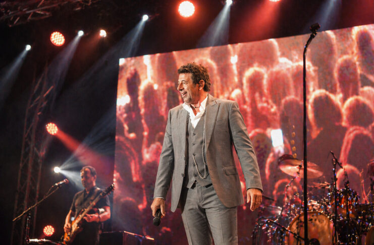 SPECTACLE – Concert de Patrick Bruel à Saint-Laurent du Var : polémique grandissante et incertitudes autour du maintien de la date