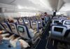 FAITS DIVERS – Naissance en plein ciel : une infirmière niçoise héroïne d’un accouchement d’urgence à bord d’un avion